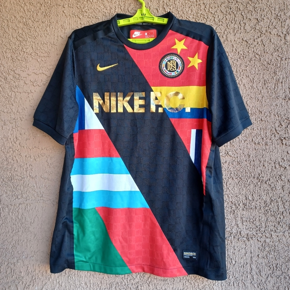 Men’s Nike F.C. Training soccer foootball shirt Black size L 886872-012